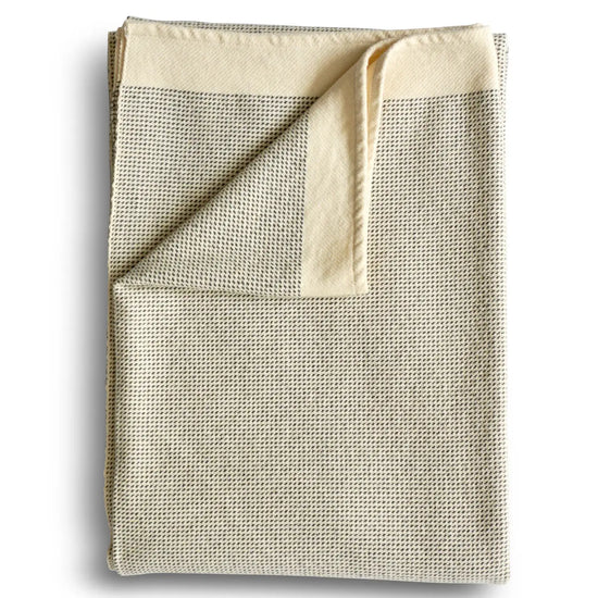 Dots Graphite Combed Cotton Throw